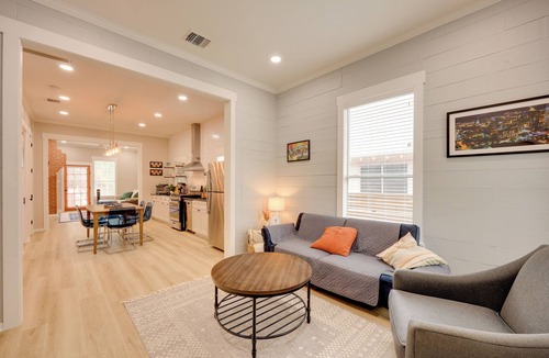 Southtown Cottage | San Antonio Home 2 Mi to Dtwn, Swim Spa!