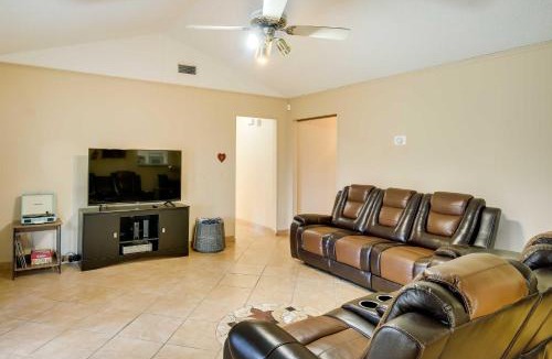 Leon Valley House | San Antonio Home: Near Nature, Parks & Trails