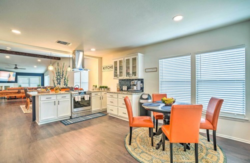 West San Antonio Cottage | San Antonio Home w/Hot Tub & Arcade Games!