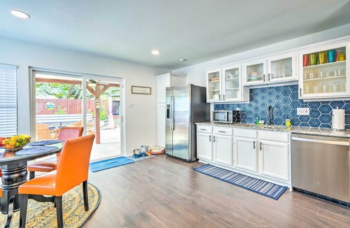 West San Antonio Cottage | San Antonio Home w/Hot Tub & Arcade Games!