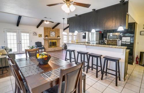 Arena District House | San Antonio Home w/Private Pool: 5 Mi to Downtown