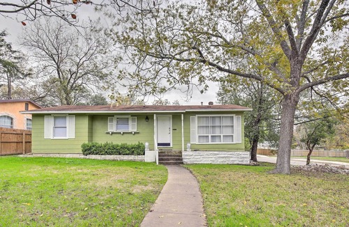 Willshire Terrace House | San Antonio Home w/ Yard ~ 6 Mi to Dtwn