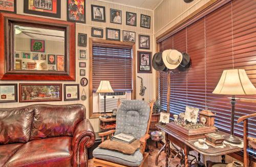 Tobin Hill Villa | San Antonio Rental w/Courtyard: Walk to Riverwalk