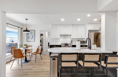 Shearer Hills - Ridgeview House | San Antonio Resort-Style Summer Stay