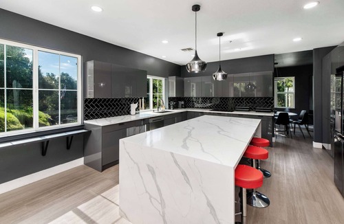 Crest House | San Diego's Secluded Sanctuary (Endless Amenities)