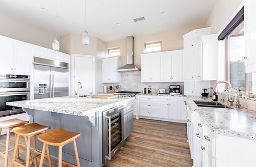 Ramona House | San Diego Wine Country | Pool, Views, 4BR