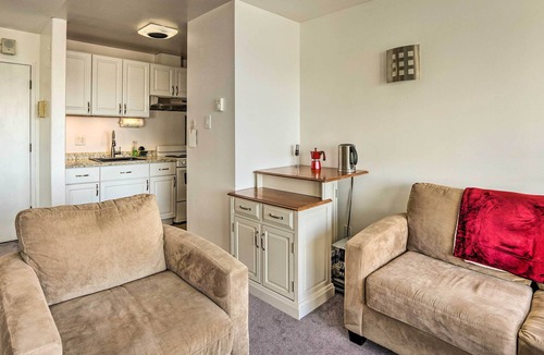 Emeryville Apartment | San Francisco Area Studio w/Bay Views!