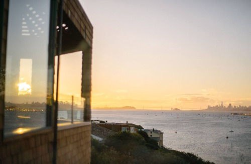 Strawberry House | San Francisco Marin Waterfront Architectural Stunner