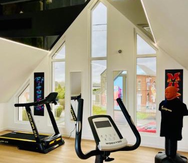 Neuf-Mesnil Apartment | San Francisco - Suite dans résidence avec piscine