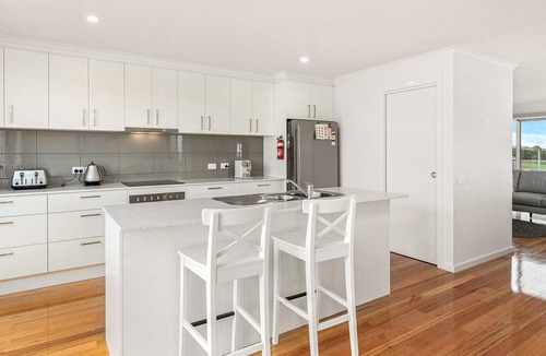 San Remo House | San Freemo - sleeps 12