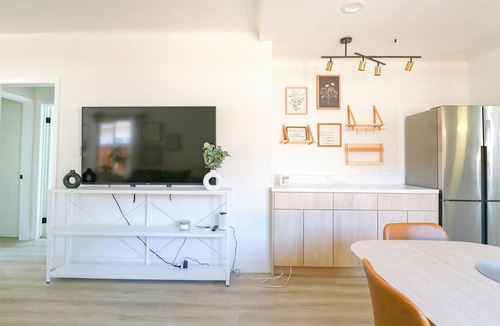 Burbank House | San Jose 3b2b near DT & Tech Hub