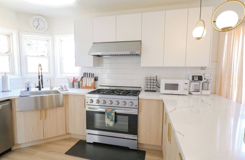 Burbank House | San Jose 3b2b near DT & Tech Hub