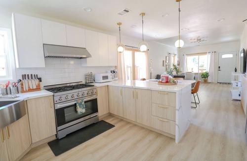 Burbank House | San Jose 3b2b near DT & Tech Hub