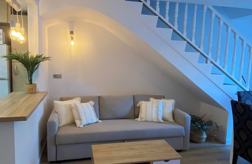 Coveta Fuma Ski Chalet | San Juan Beach, White House