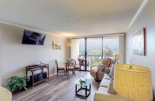 Galveston Apartment | San Luis Getaway #435 by Vacasa