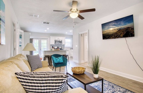 San Jose House | San Marco Retreat~Fam Trip Tranquil Oasis~Home plus studio~Sleeps12~5Br