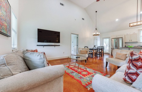 San Marcos House | San Marcos Home w/Fire Pit ~ 10 Mi to Downtown!