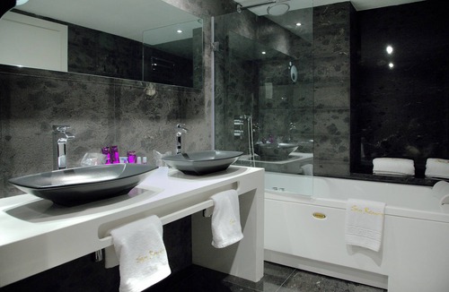 Barbastro Hotel | San Ramon Del Somontano