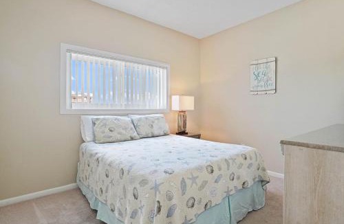 Redington Shores House | San Remo 307 Gulf Front Splendor 3BD 2BA