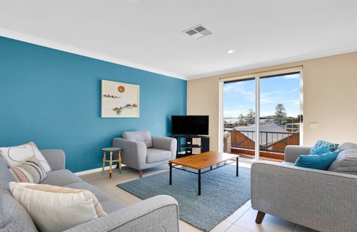 Terrigal House | SANCTUARY #12 | Accom Holidays