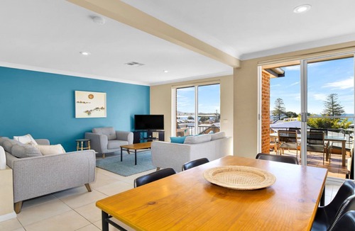 Terrigal House | SANCTUARY #12 | Accom Holidays