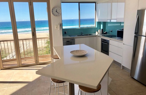 Currumbin Apartment | Sanctuary Beach Resort