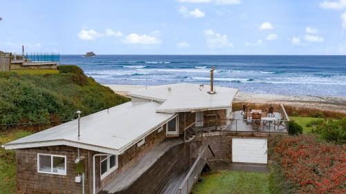 Arch Cape House | Sanctuary by the Sea by AvantStay