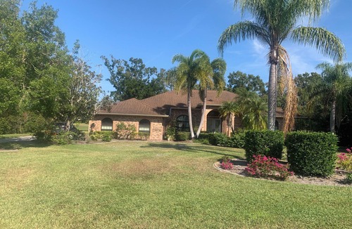Braden River House | Sanctuary in The Sun!