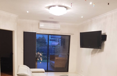 Sanctuary Lakes House | Sanctuary in the west