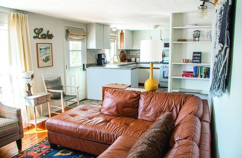 Dysart et al House | Sanctuary on Marquis, Family Cottage with Hot Tub