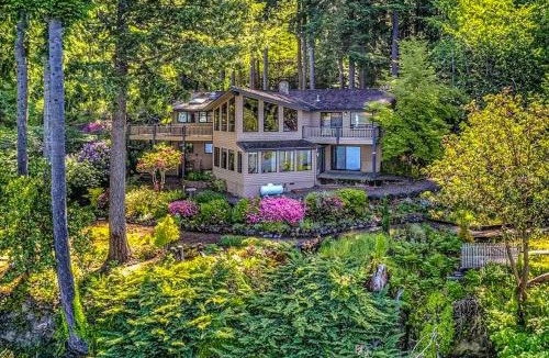 Olympia House | Sanctuary on the Sound