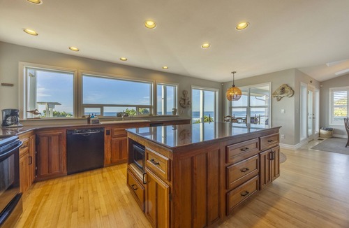 Seal Rock House | Sanctuary