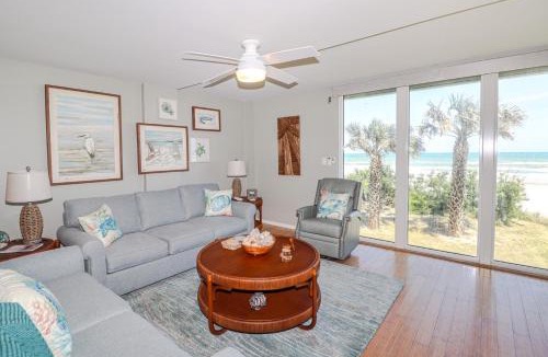 Crescent Beach House | Sand Dollar 1-206