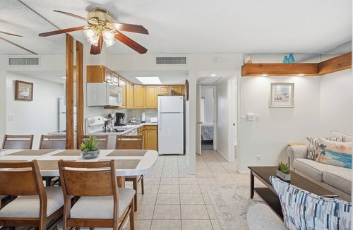 Palm Beach Shores Apartment | Sand Dune Shores