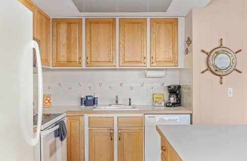 Seaside Condo | Sand & Sea (618) Seaside Panorama -Cozy Beachfront