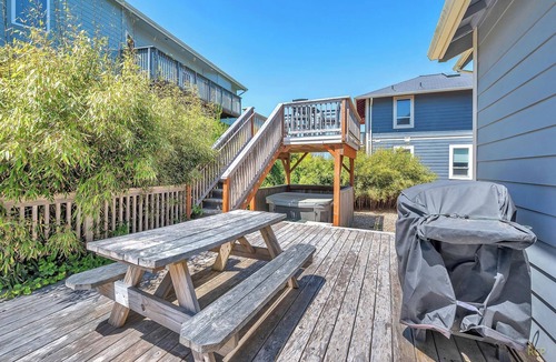 Olivia Beach House | Sand Seeker in Olivia Beach