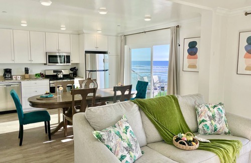 South Oceanside House | Sand, Sun, Serenity P1111-23