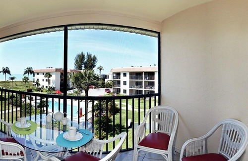 Sanibel Apartment | Sandalfoot Condo 4C3
