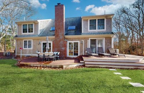 West Falmouth House | Sandbar Hideaway