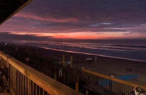 Misquamicut Hotel | Sandcastle Beachfront Inn
