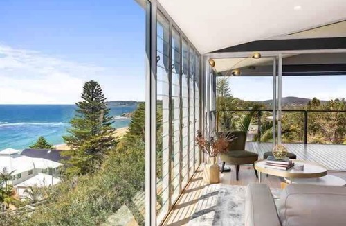 Forresters Beach House | Sandcastle by Coast Hosting