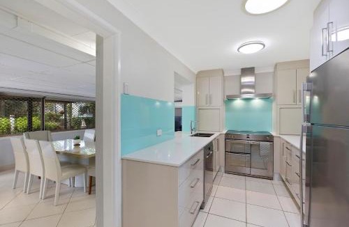 Budgewoi House | Sandcastles