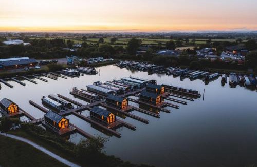 Huxley House | Sanderling