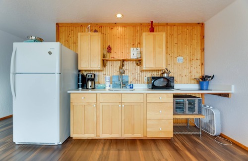 Waldport Apartment | Sanderling Sea Cottages, Unit 14