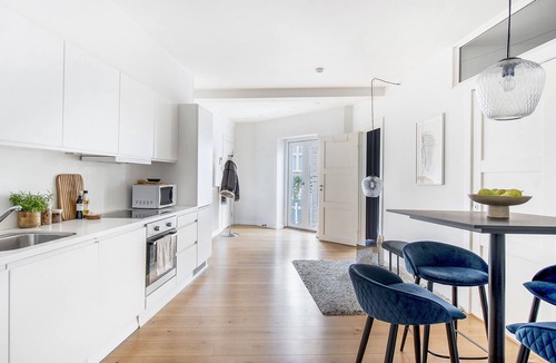 Copenhagen City Centre Apartment | Sanders Leaves 2- Chic Apt for 8 persons in Central Copenhagen