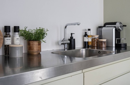 Indre By Apartment | Sanders Main - Cozy 2-Bdr Apt Close to Nyhavn