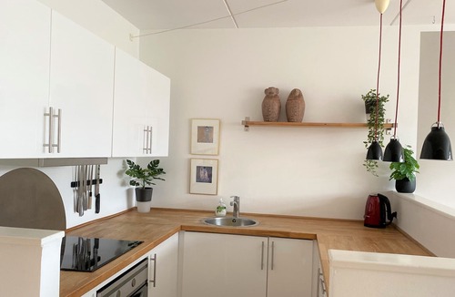 Frederiksberg C Apartment | Sanders Platan - Cozy 1-Bdr. Apt. w/ Balcony