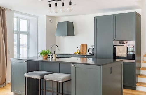 Copenhagen City Centre Apartment | Sanders Regent 3 - Popular 3-Bdr Apt with Balcony in Centre