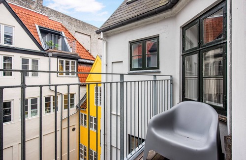Copenhagen City Centre Apartment | Sanders Regent 7 - Large 3 Apt with Balcony in City Centre