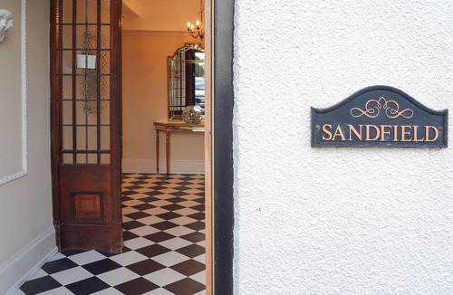 Southport Cottage | Sandfield The Promenade
